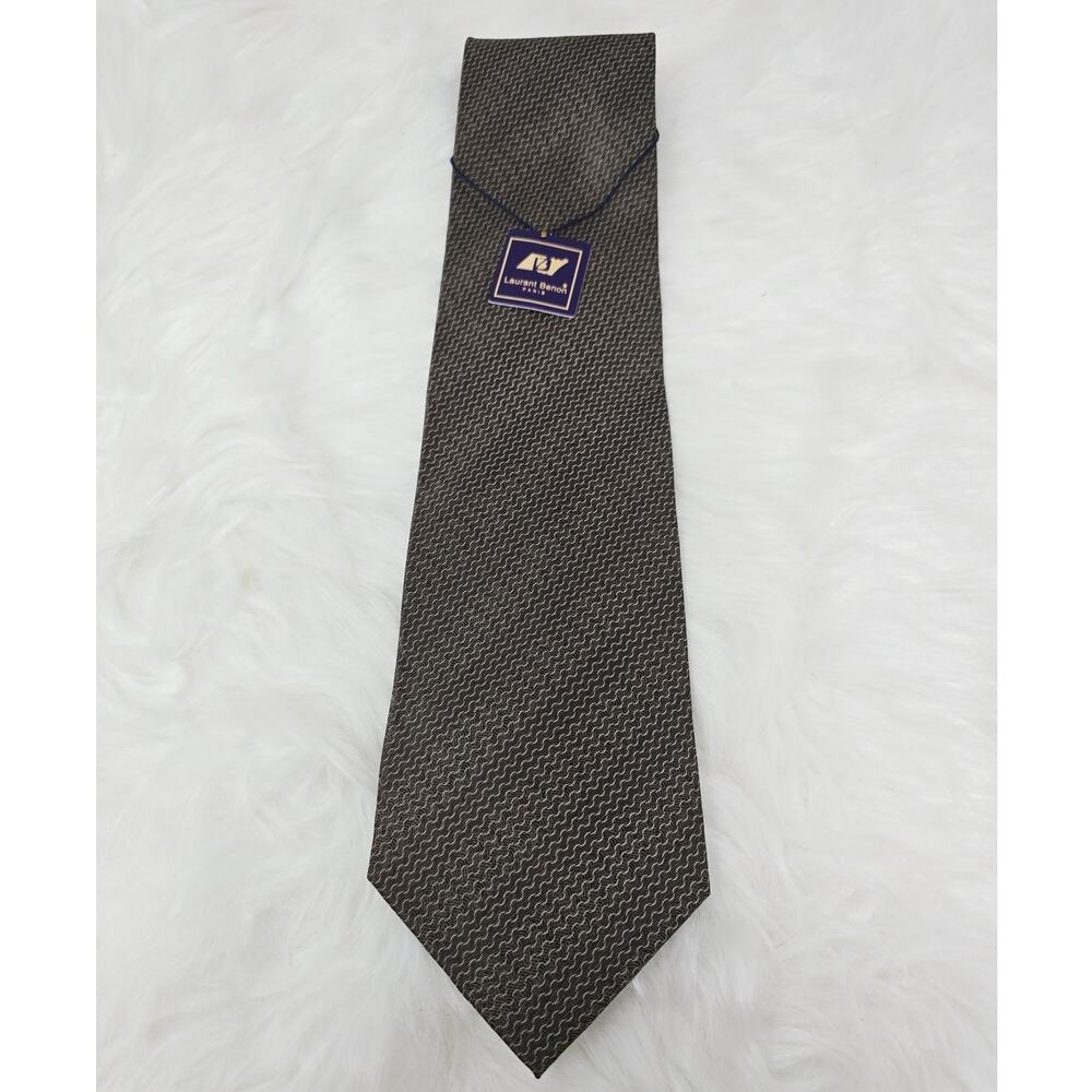 Laurant Benon Paris Men's Tan 100% Silk Tie